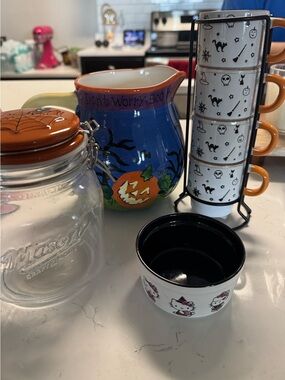 Halloween kitchen items & Hello Kitty mini Halloween bowl